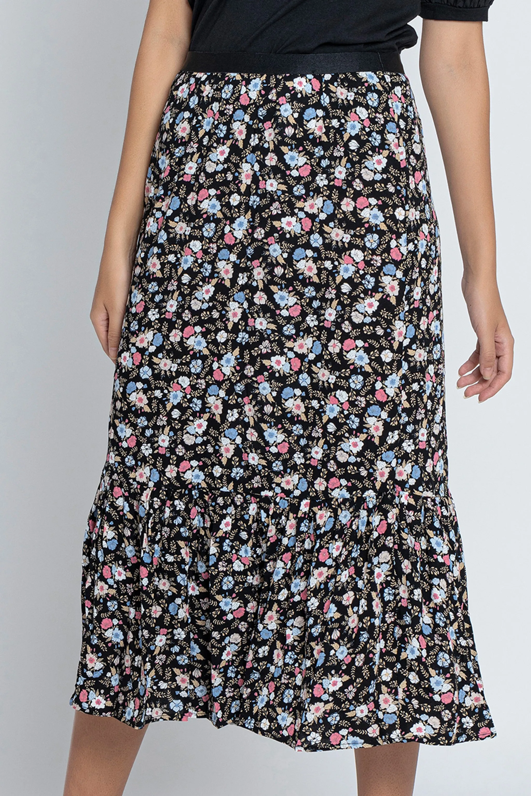 Black Floral Printed Skirt