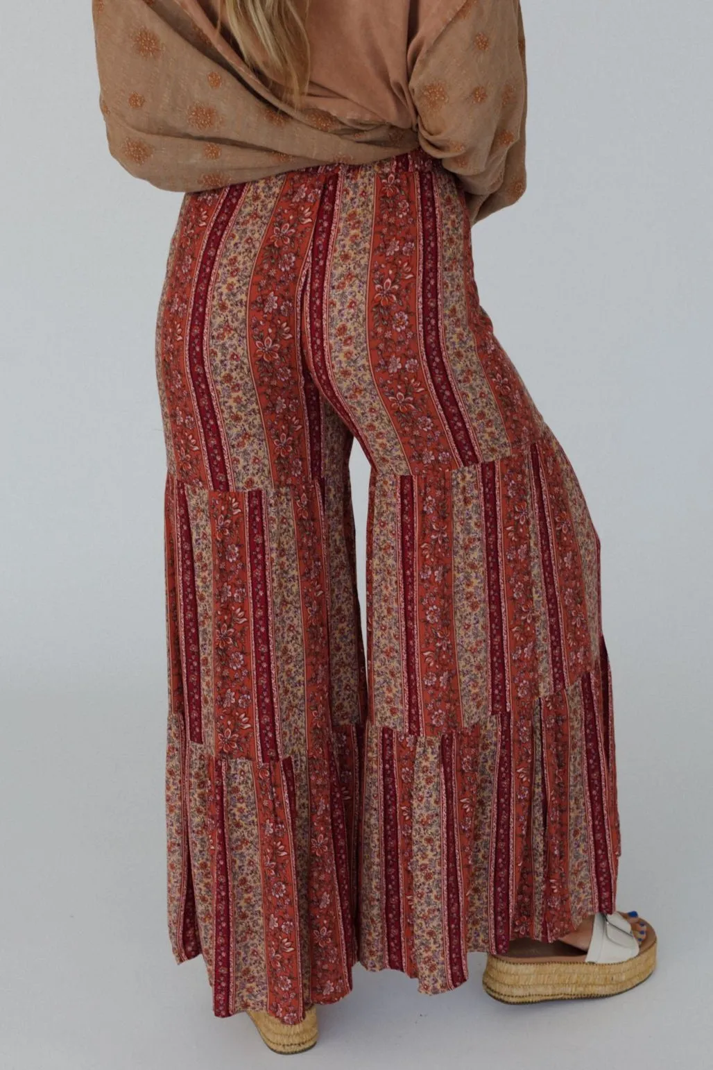Colter Floral Wide Leg Pant - Berry