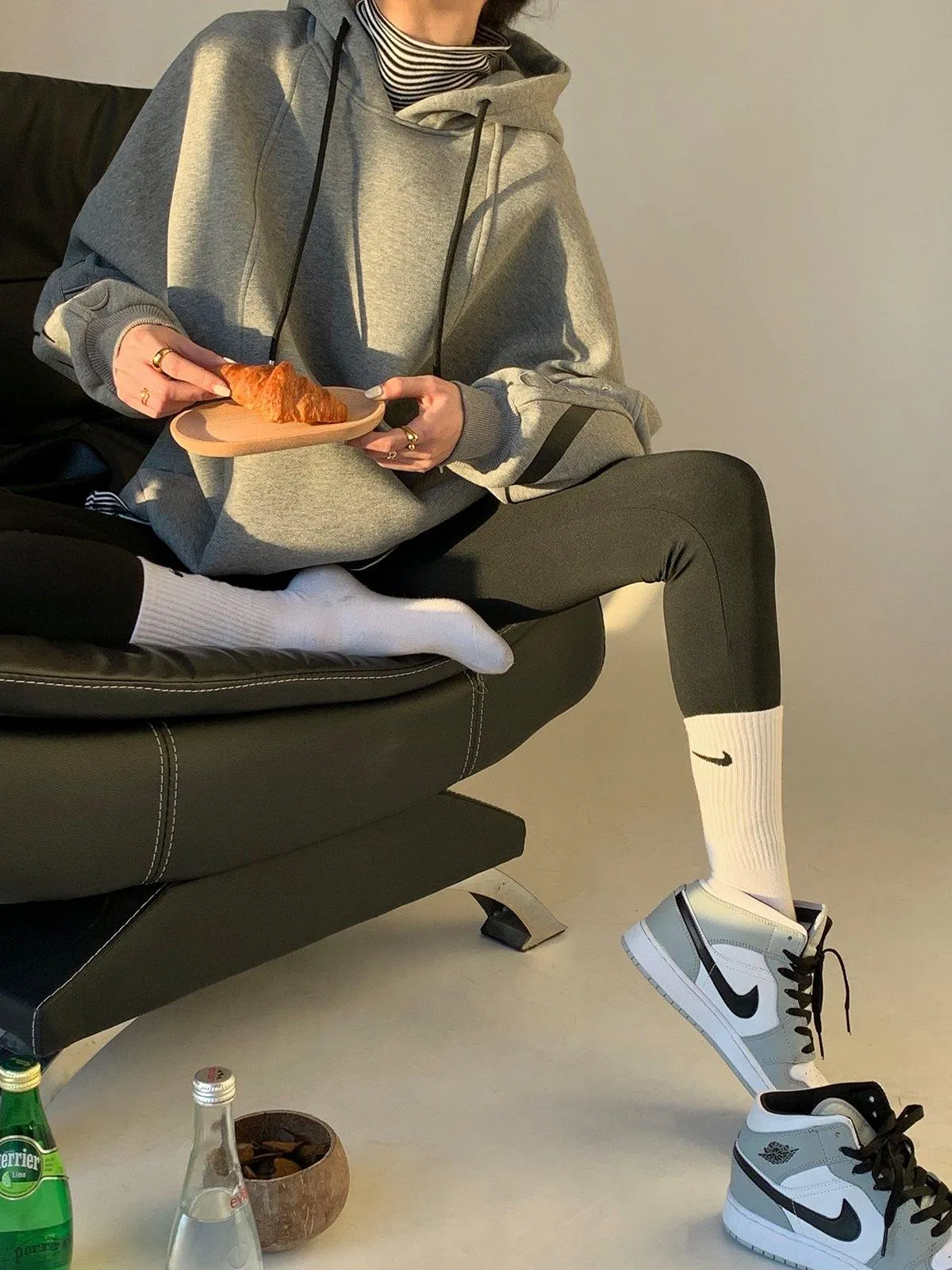 Letter Logo Loose Hoodie - Grey