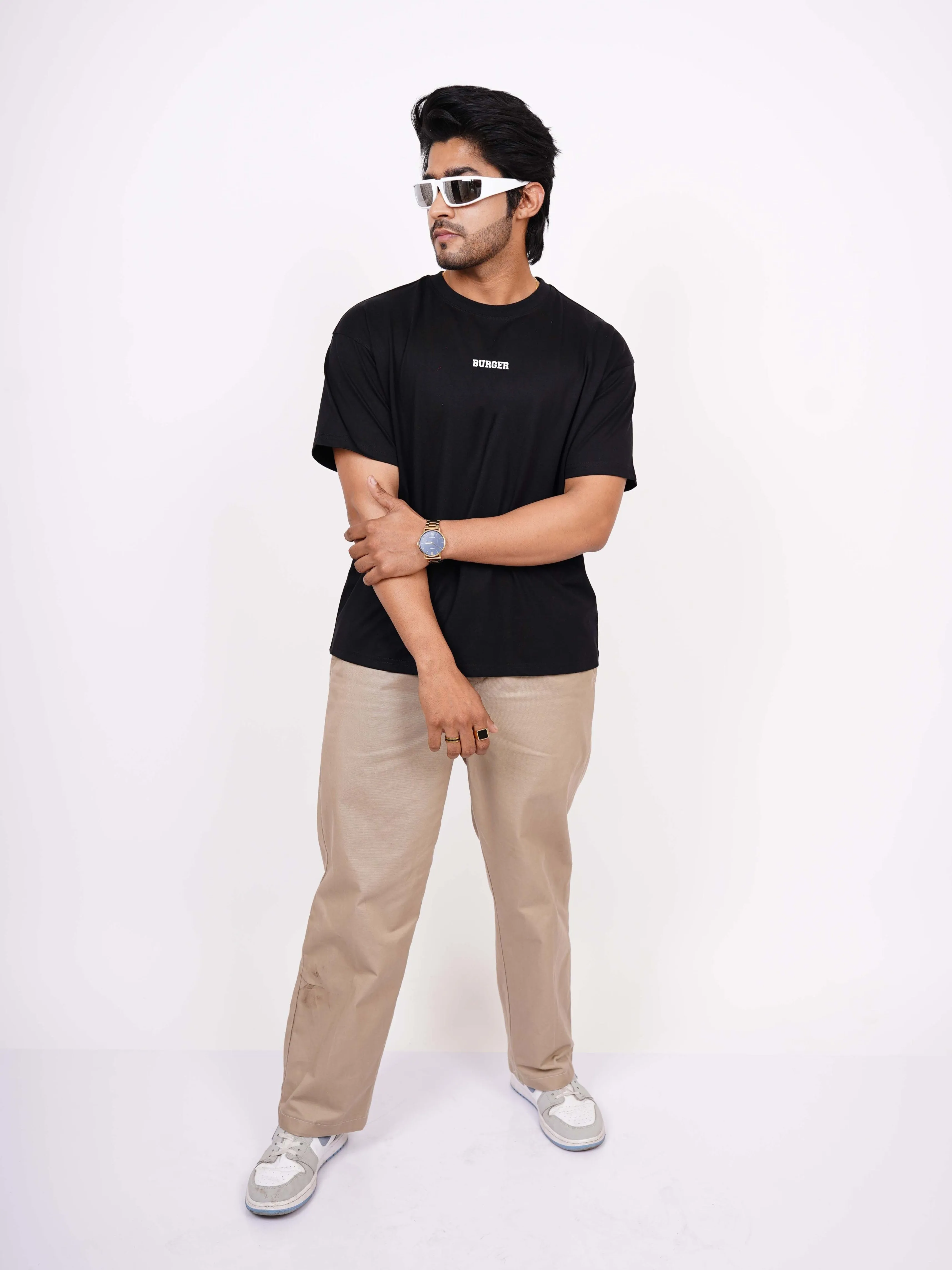Minimal Burger Logo : Round Neck Regular Tee For Men